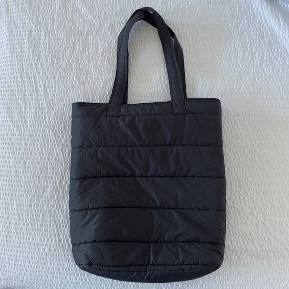 Uniqlo Handbags - UNIQLO Black Puffer Zippered Tote Bag Totebag